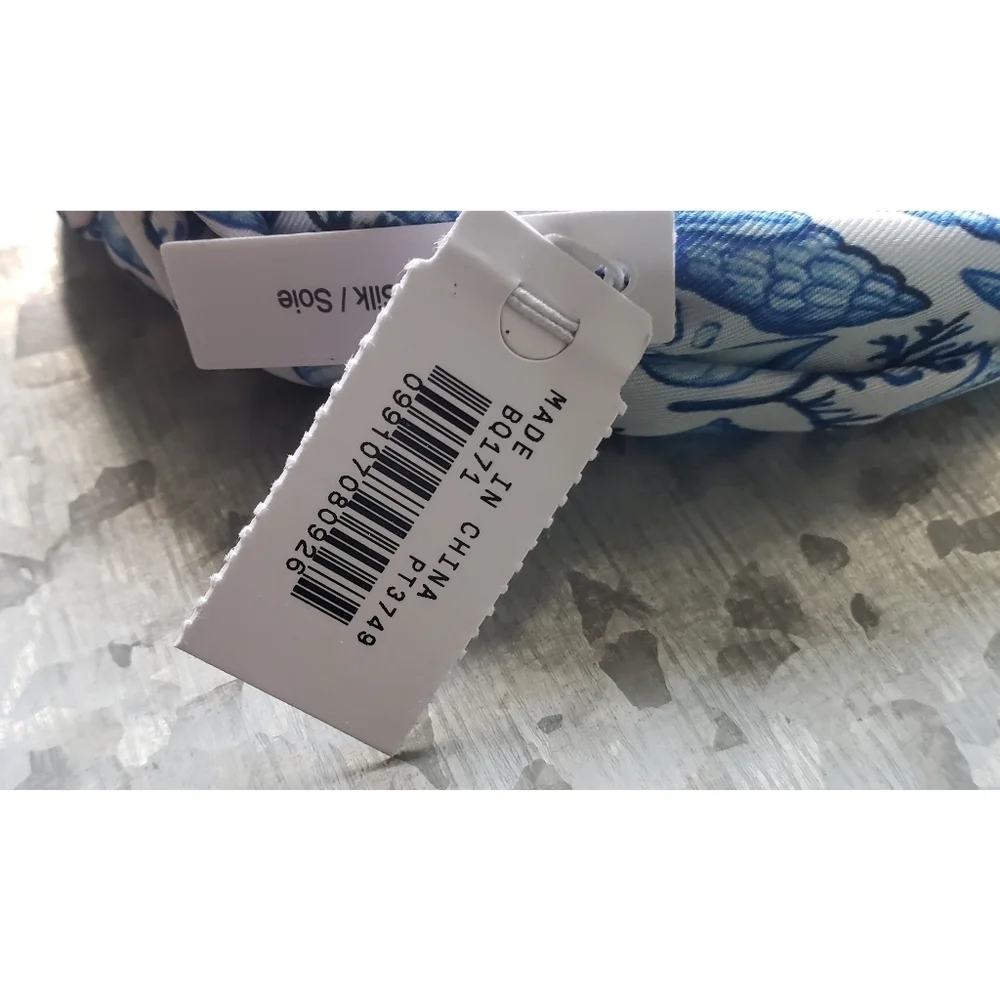 16. J.Crew Printed knot headband
